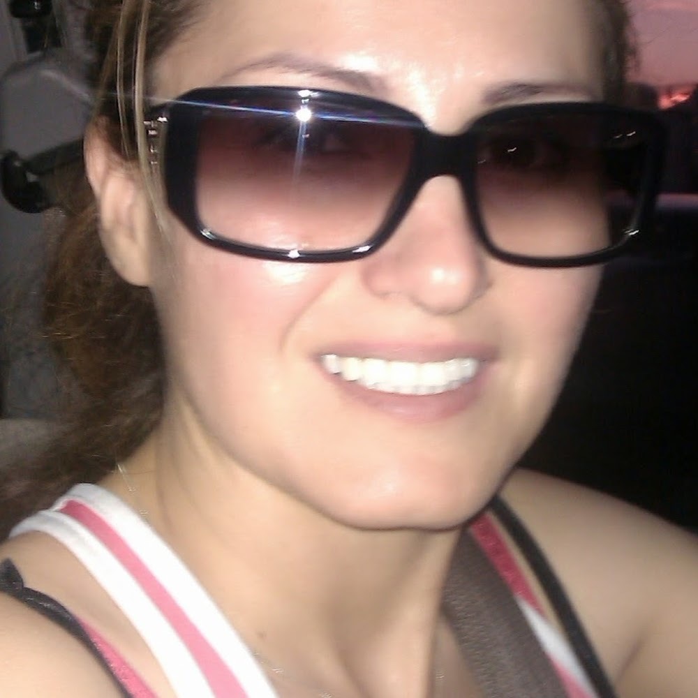 Meet your Posher, Lydia